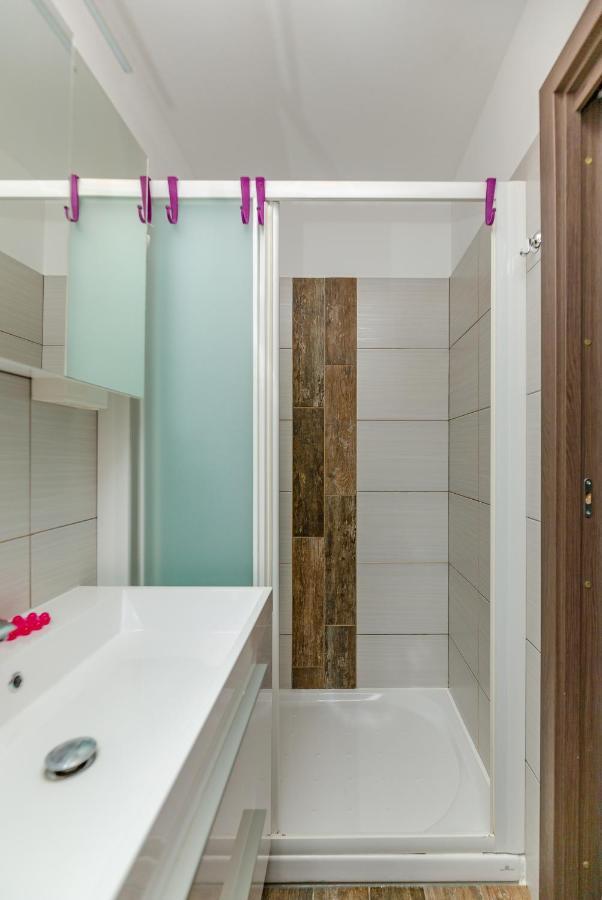 Nono Mario Apartment ไพราน ภายนอก รูปภาพ